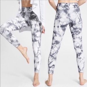 Athleta High Waisted Tie Dye Cropped Leggings